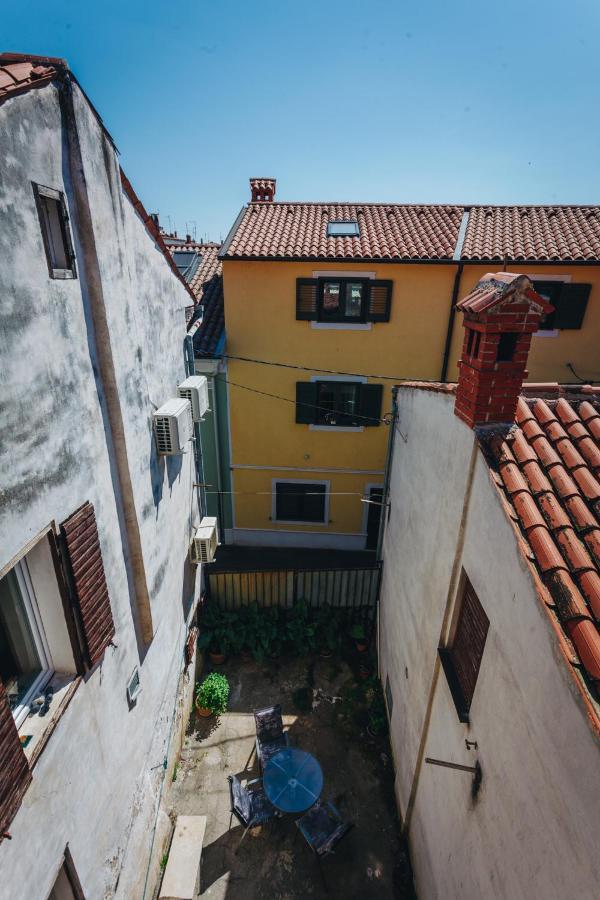 House365 Koper Exterior foto